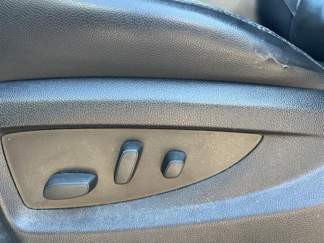 Photo of 2016 Summit White GMC Sierra 1500