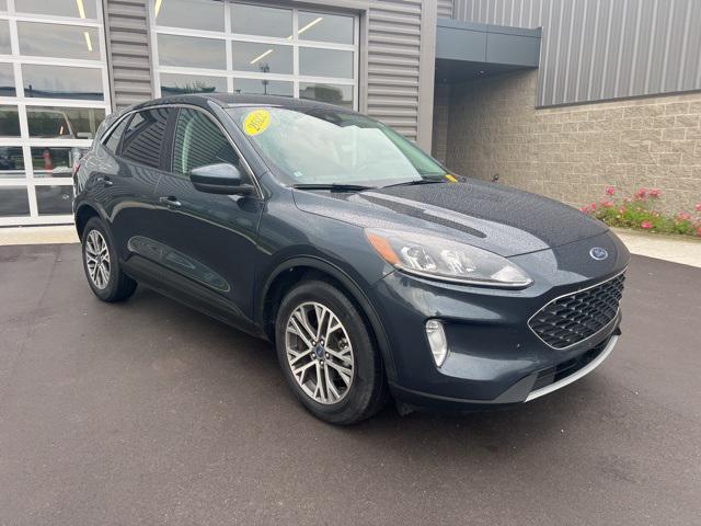 Photo of 2022 Stone Blue Metallic Ford Escape
