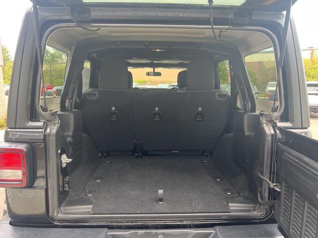 Photo of 2018 Black Clearcoat Jeep Wrangler Unlimited