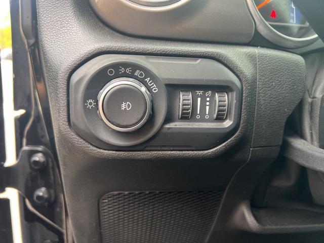 Photo of 2018 Black Clearcoat Jeep Wrangler Unlimited