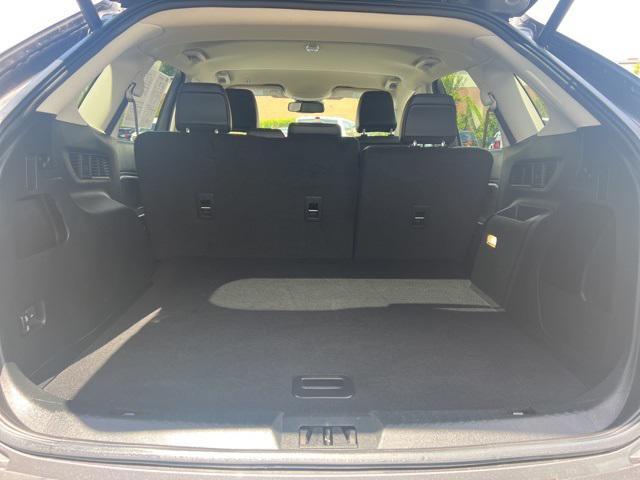 Photo of 2023 Carbonized Gray Metallic Ford Edge