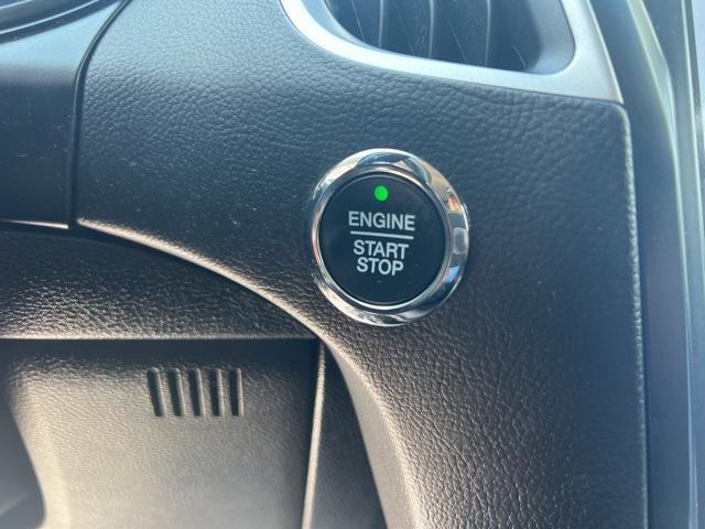 Photo of 2023 Carbonized Gray Metallic Ford Edge