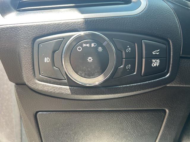 Photo of 2023 Carbonized Gray Metallic Ford Edge