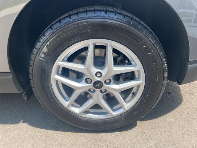 Photo of 2023 Carbonized Gray Metallic Ford Edge