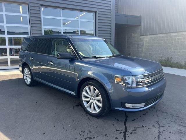 Photo of 2019 Blue Metallic Ford Flex