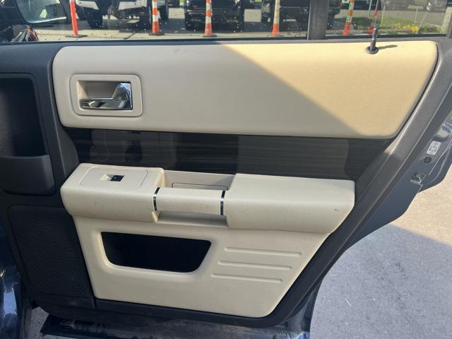 Photo of 2019 Blue Metallic Ford Flex