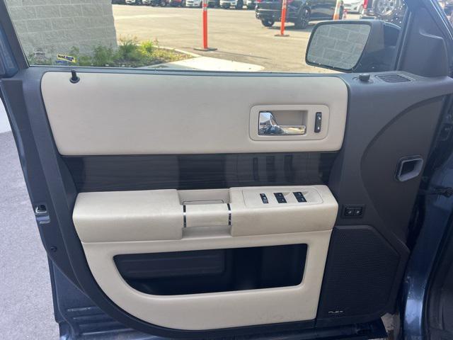 Photo of 2019 Blue Metallic Ford Flex