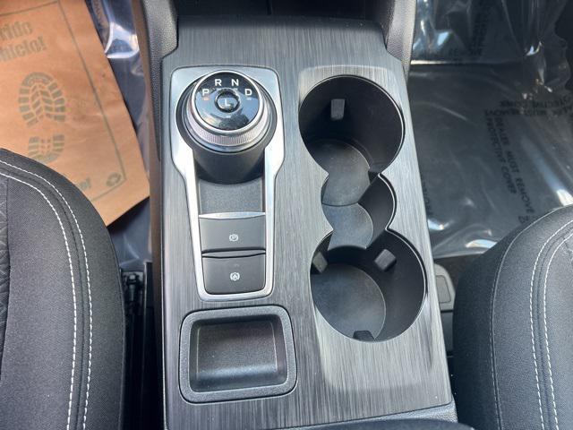 Photo of 2023 Iconic Silver Metallic Ford Escape