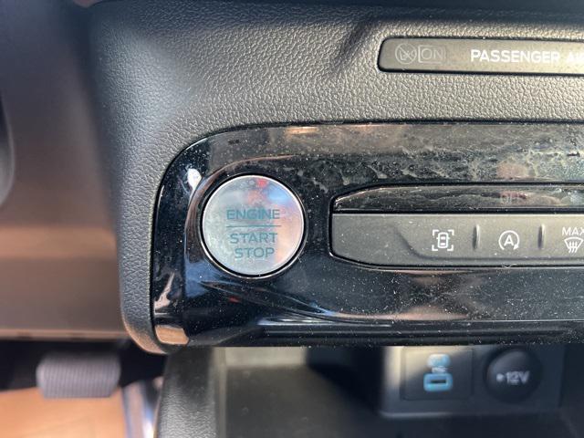 Photo of 2023 Iconic Silver Metallic Ford Escape