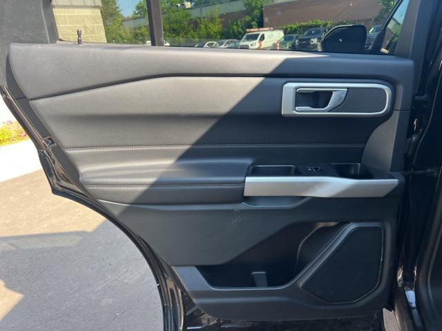 Photo of 2023 Agate Black Metallic Ford Explorer