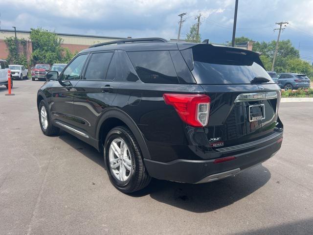 Photo of 2023 Agate Black Metallic Ford Explorer