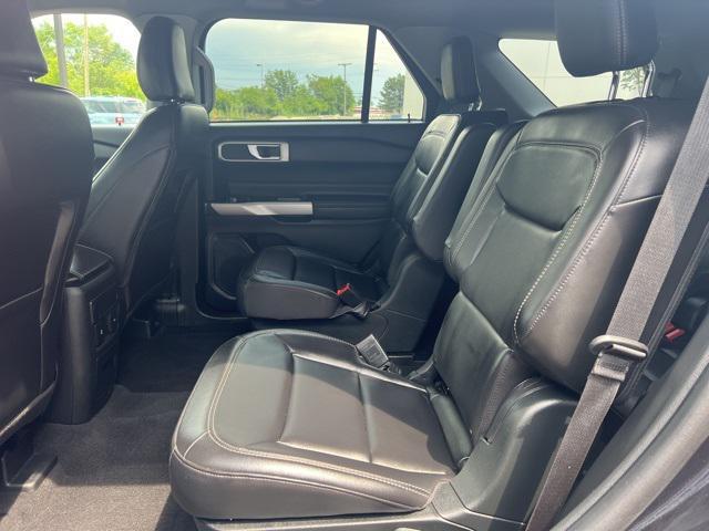 Photo of 2023 Agate Black Metallic Ford Explorer