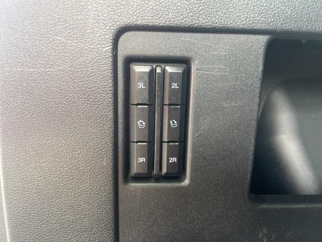 Photo of 2022 Oxford White Ford Expedition Max
