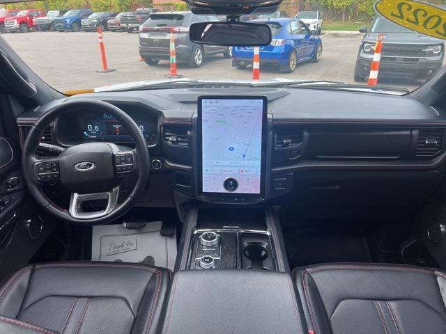 Photo of 2022 Oxford White Ford Expedition Max