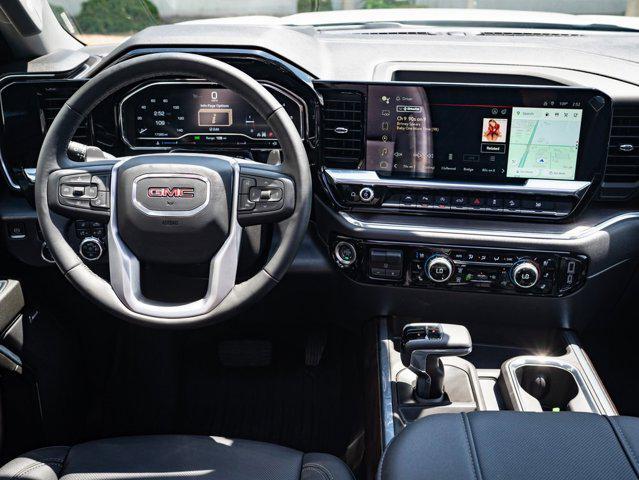 Photo of 2024 Summit White GMC Sierra 1500
