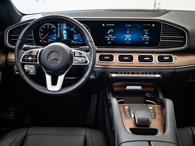 Photo of 2022 Black Mercedes-Benz GLE 350