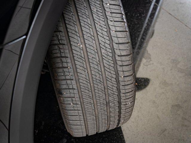 Photo of 2022 Black Mercedes-Benz GLE 350