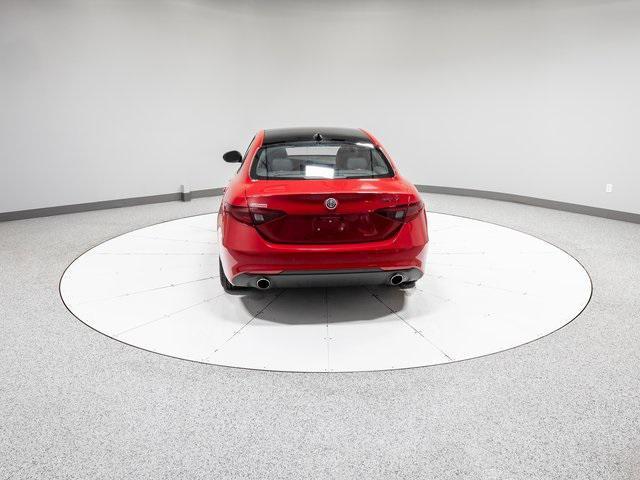 Photo of 2021 Alfa Rosso Alfa Romeo Giulia