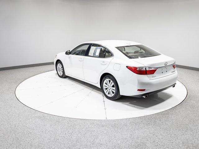 Photo of 2014 Starfire Pearl Lexus ES 350