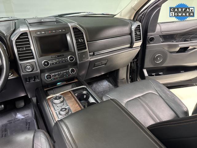 Photo of 2019 Agate Black Metallic Ford Expedition