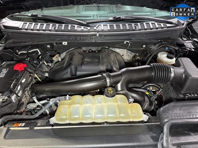 Photo of 2019 Agate Black Metallic Ford Expedition