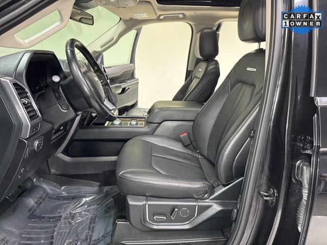 Photo of 2019 Agate Black Metallic Ford Expedition