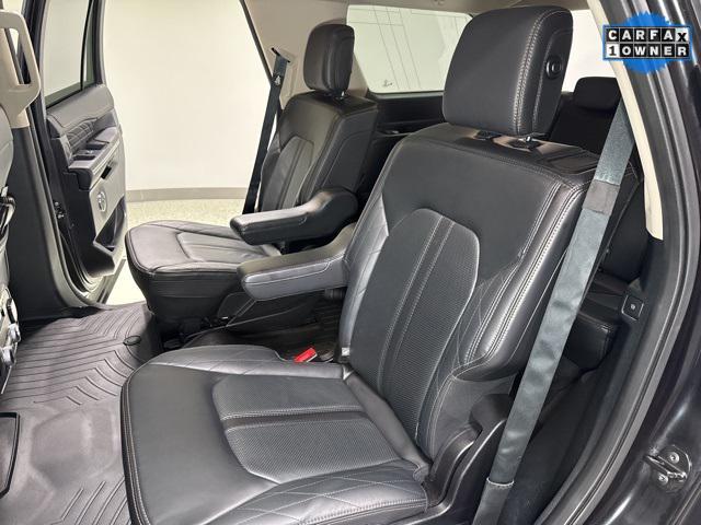 Photo of 2019 Agate Black Metallic Ford Expedition
