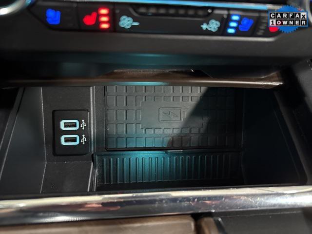 Photo of 2019 Agate Black Metallic Ford Expedition