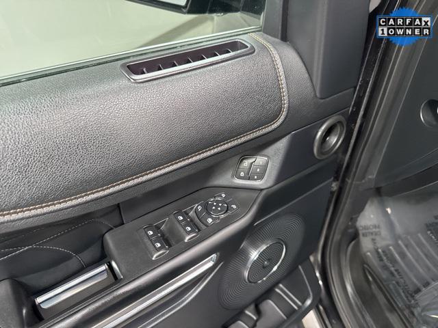 Photo of 2019 Agate Black Metallic Ford Expedition