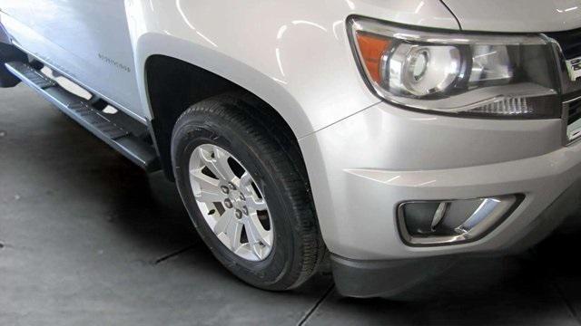 Photo of 2016 Silver Ice Metallic Chevrolet Colorado