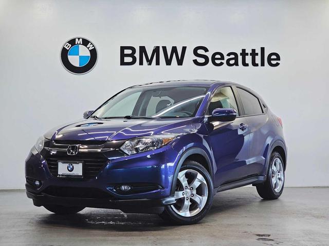 Photo of 2016 Deep Ocean Pearl Honda HR-V
