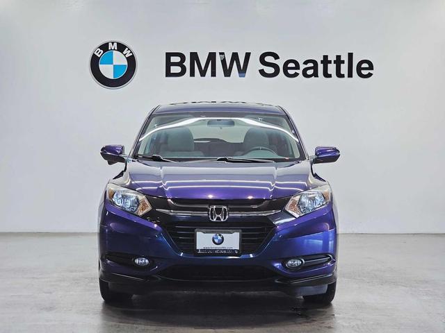 Photo of 2016 Deep Ocean Pearl Honda HR-V