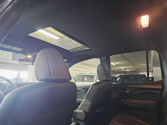 Photo of 2023 Crystal Black Pearl Honda Ridgeline