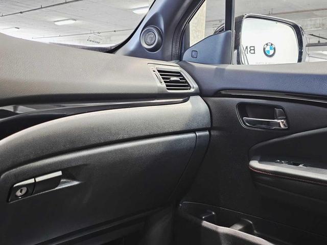 Photo of 2023 Crystal Black Pearl Honda Ridgeline