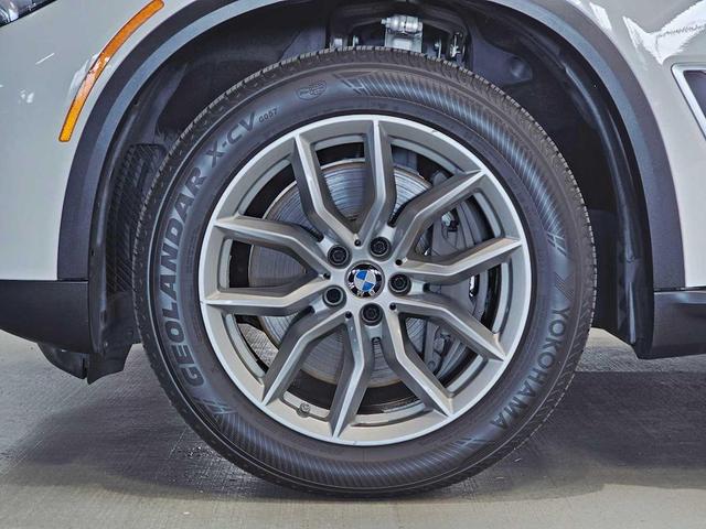 Photo of 2019 Alpine White BMW X5