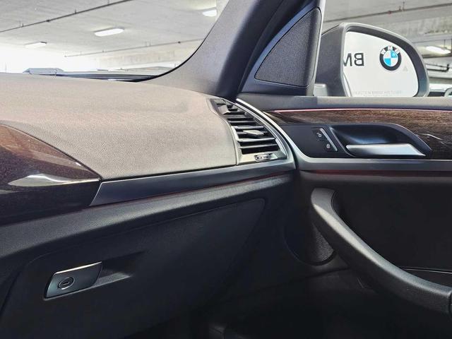 Photo of 2024 Dark Graphite Metallic BMW X3