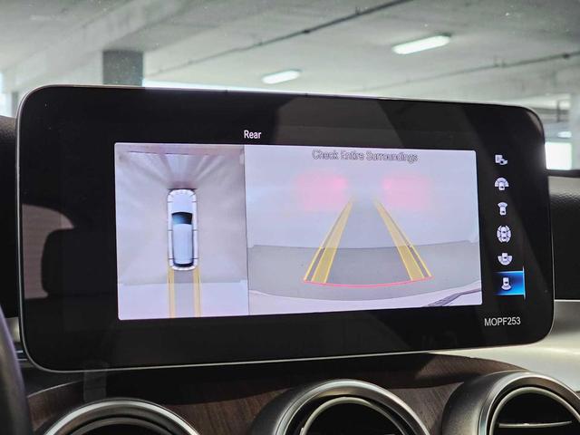 Photo of 2020 Polar White Mercedes-Benz GLC 350e