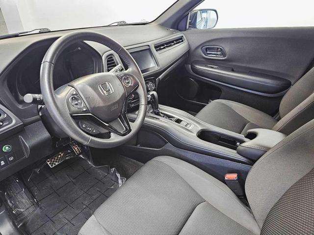 Photo of 2022 Modern Steel Metallic Honda HR-V