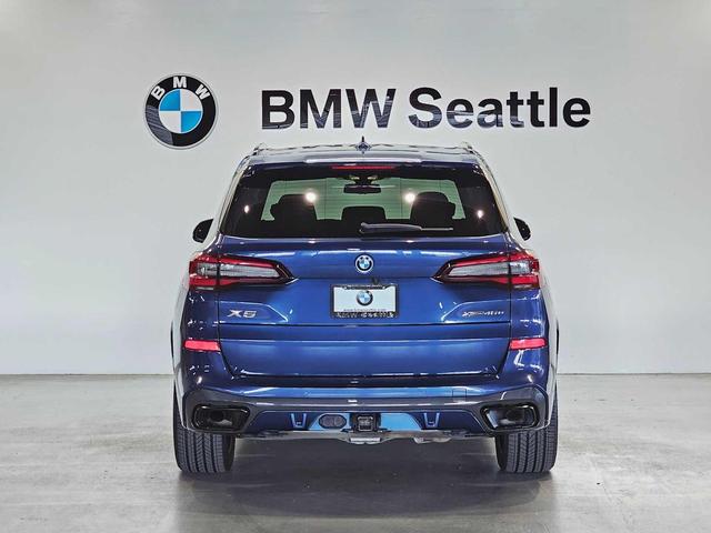 Photo of 2022 Phytonic Blue Metallic BMW X5 PHEV