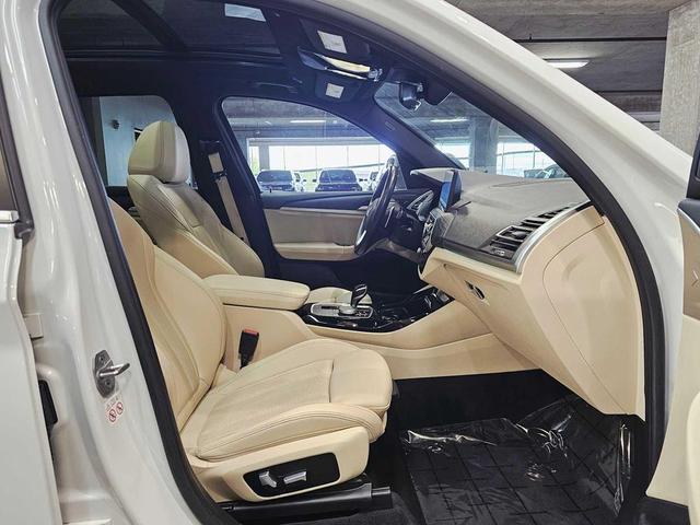 Photo of 2022 Alpine White BMW X3