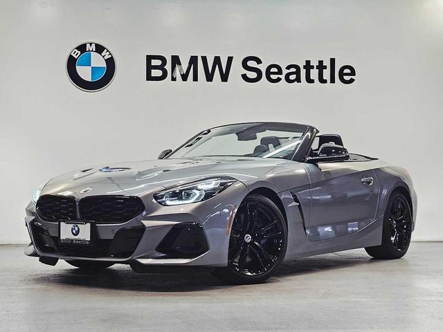 Photo of 2023 Skyscraper Grey Metallic BMW Z4