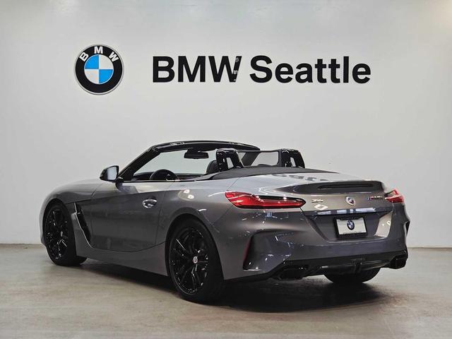 Photo of 2023 Skyscraper Grey Metallic BMW Z4