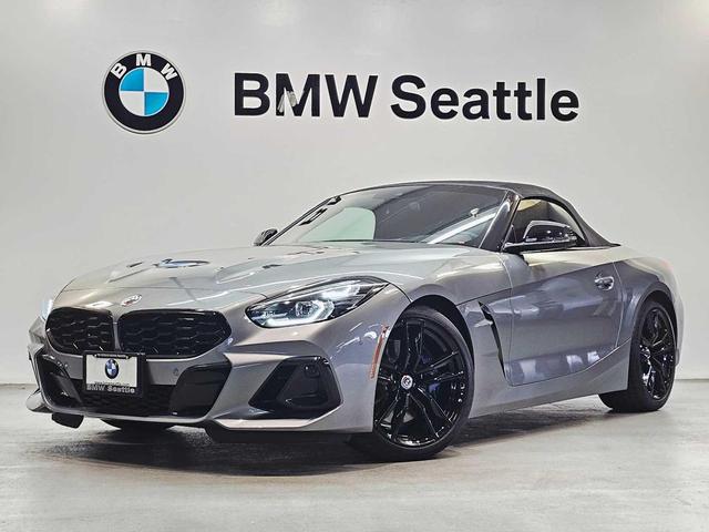 Photo of 2023 Skyscraper Grey Metallic BMW Z4