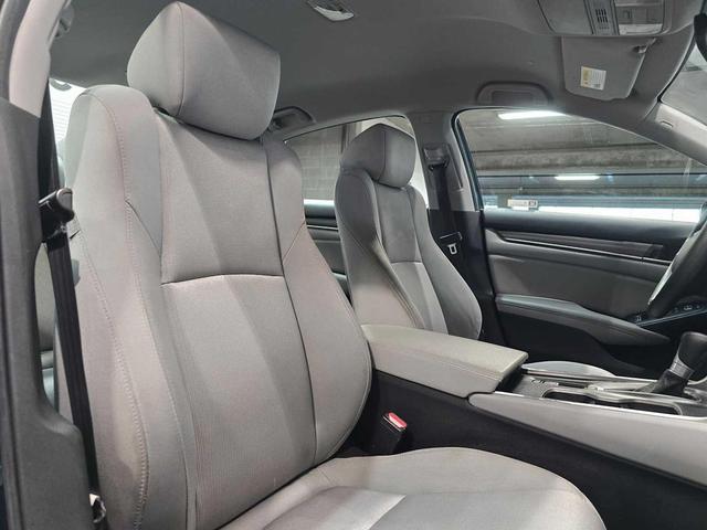 Photo of 2020 Obsidian Blue Pearl Honda Accord