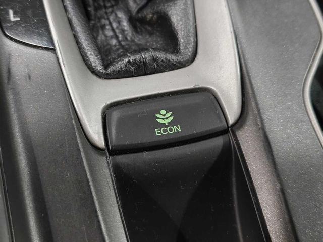 Photo of 2020 Obsidian Blue Pearl Honda Accord
