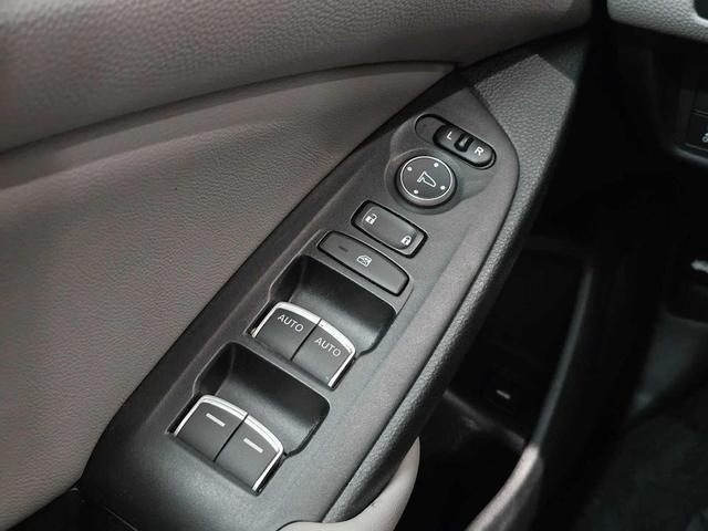 Photo of 2020 Obsidian Blue Pearl Honda Accord