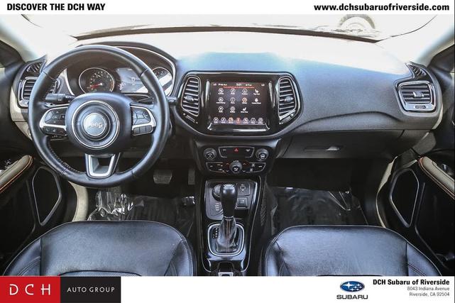 Photo of 2019 Diamond Black Crystal Pearlcoat Jeep Compass