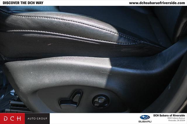 Photo of 2020 Granite Crystal Metallic Clearcoat Jeep Compass