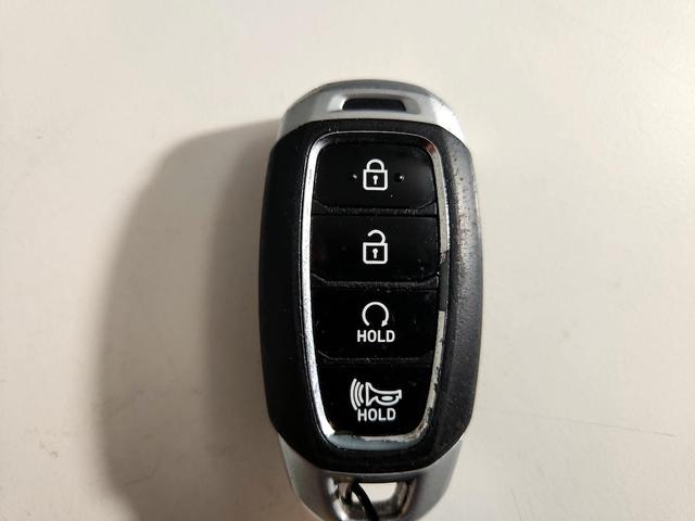 Photo of 2021 Silver Hyundai VENUE