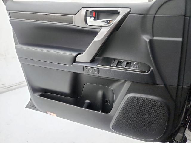 Photo of 2022 Black Lexus GX 460